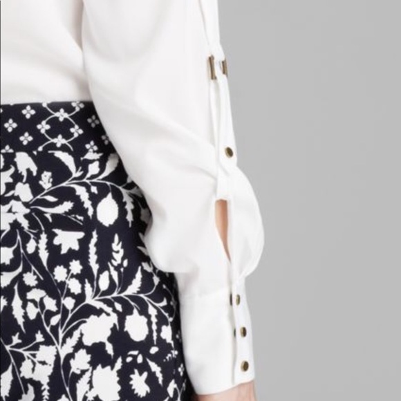 Adrianna Papell Snap Front Shirt Blouse - Picture 4 of 8